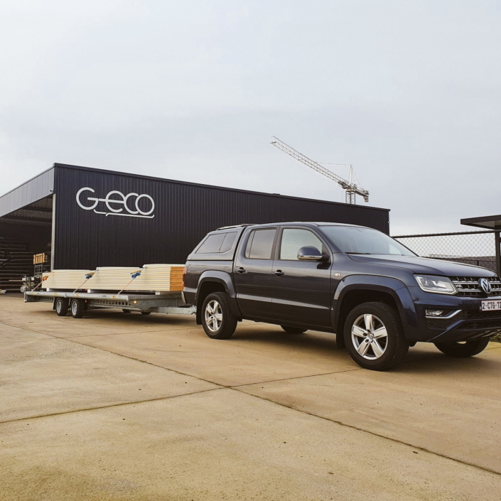 Enlèvement de tôles de toiture en remorque chez G-Eco
